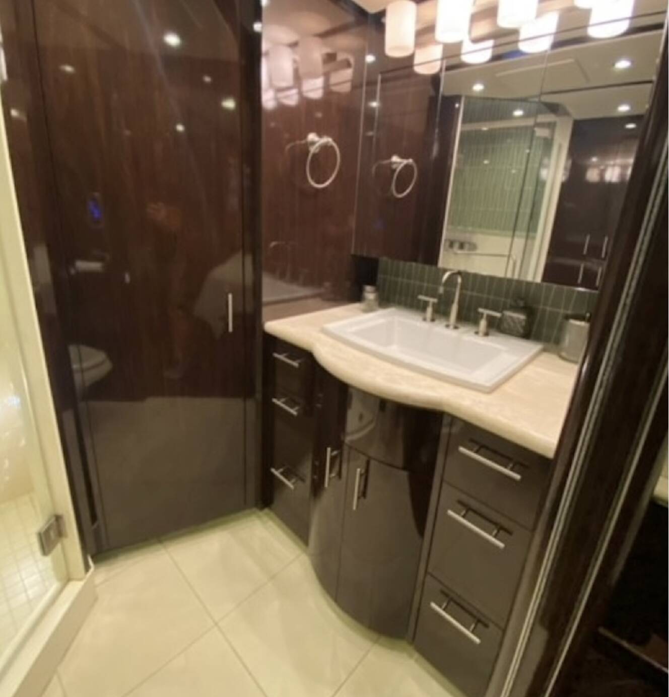 A photo of this 2012 Featherlite Coaches VANTARE H3-45