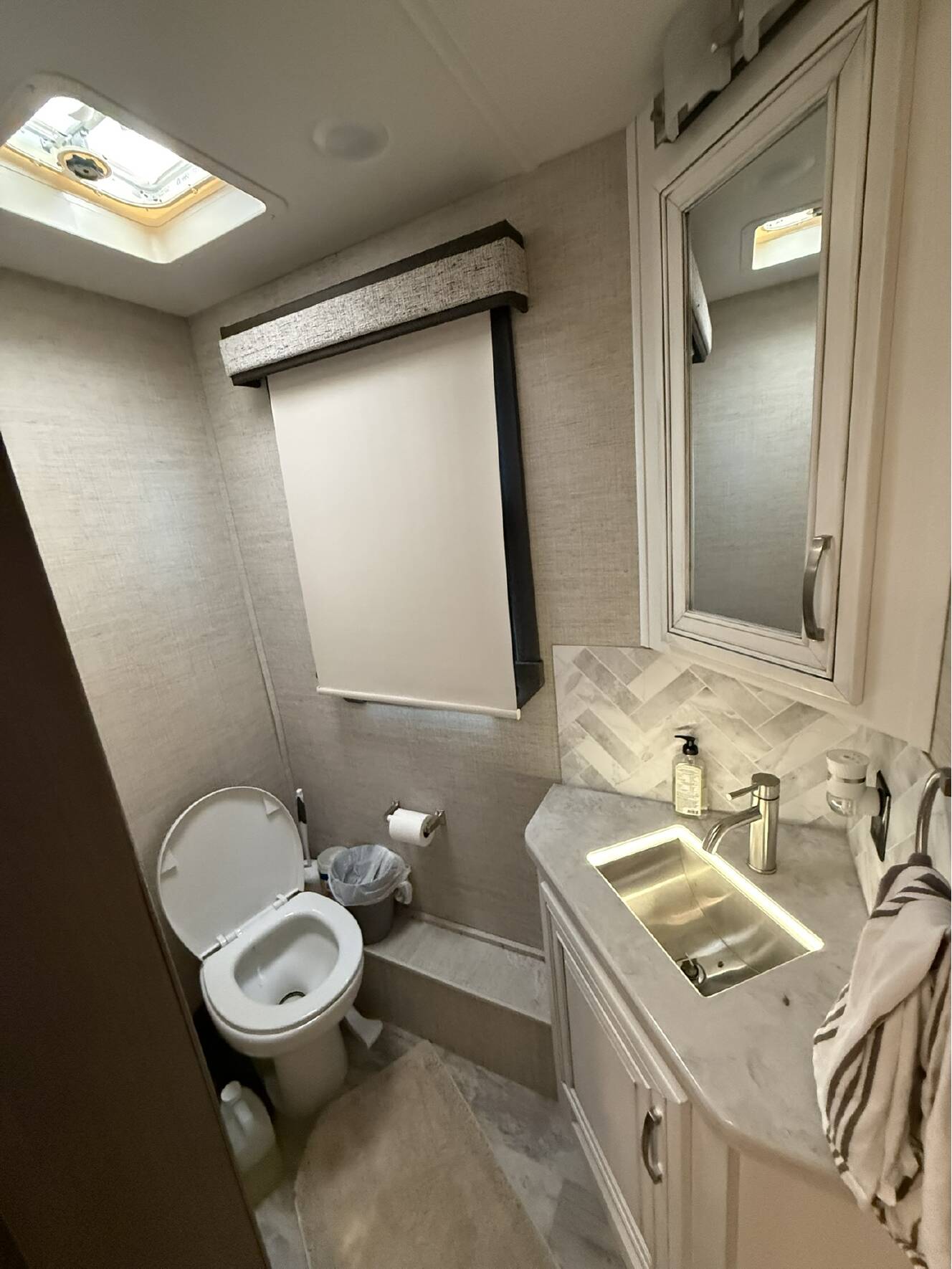A photo of this 2023 Entegra Coach ACCOLADE 37K