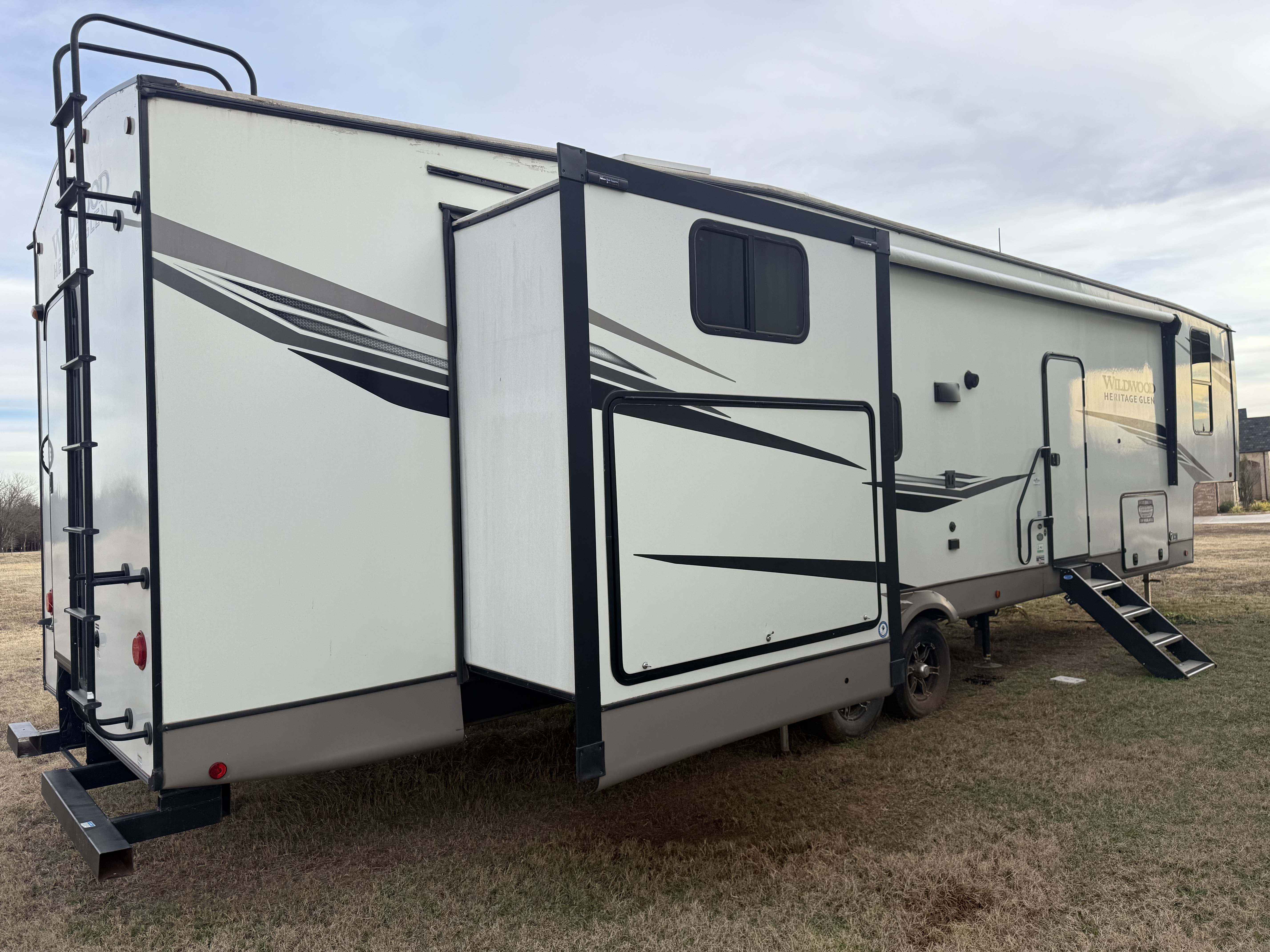 2021 Forest River HERITAGE GLEN ELITE 36FL RV