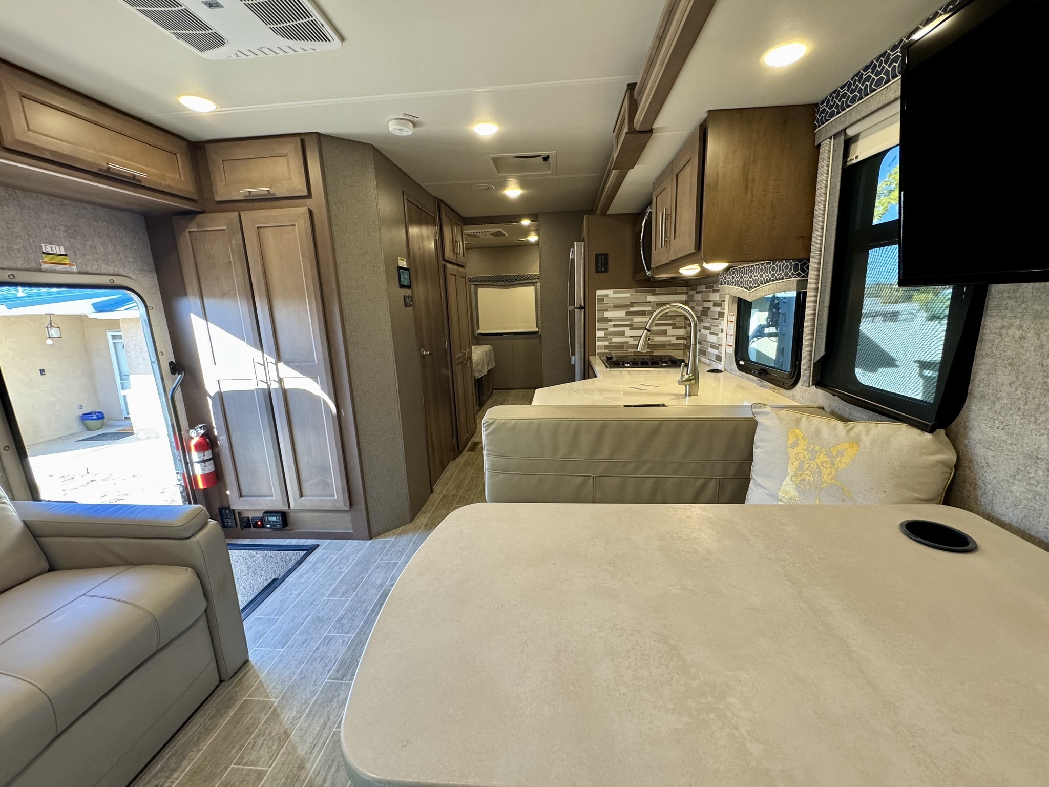 2022 Thor Motor Coach OMNI SUPER C XG32 in rio rancho NM