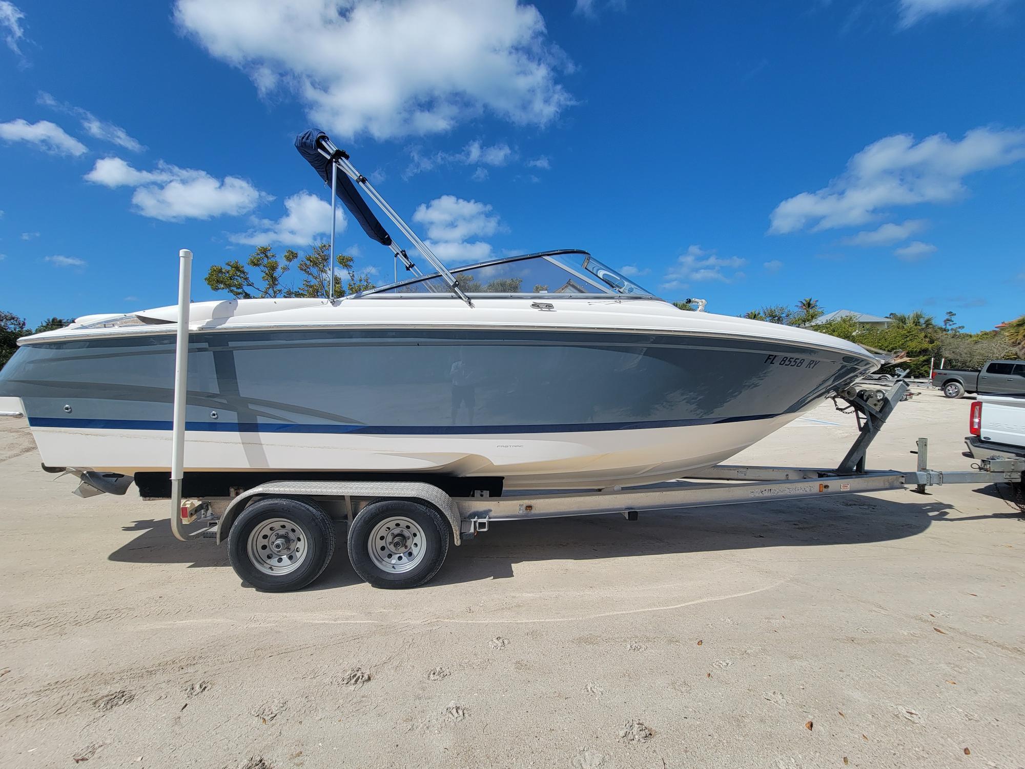 2007 Regal 2700 BOW RIDER Bowrider Boat boat