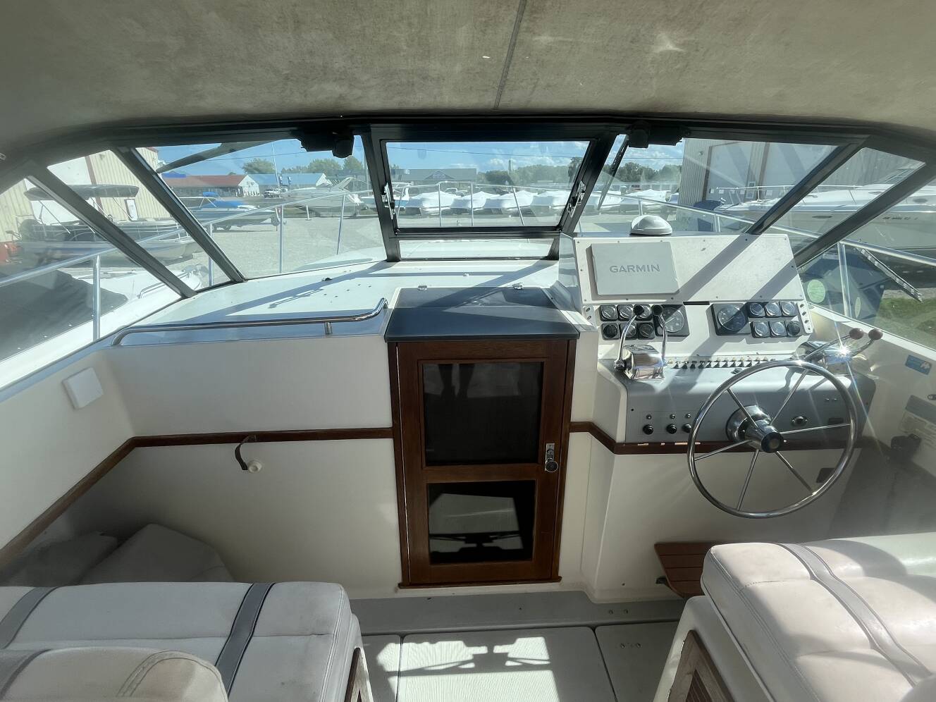 A photo of this 1987 Tiara 3100 Open