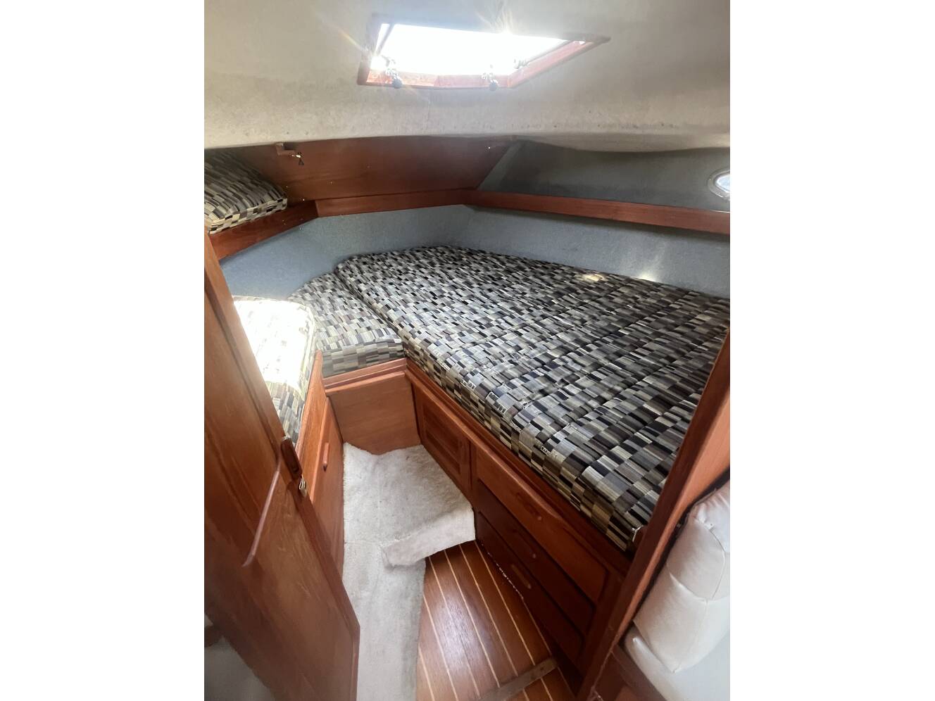 A photo of this 1987 Tiara 3100 Open