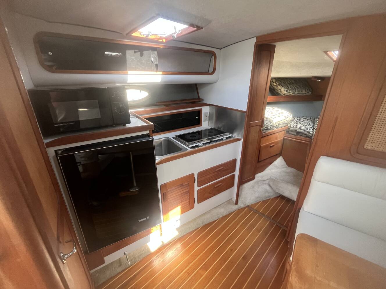 A photo of this 1987 Tiara 3100 Open