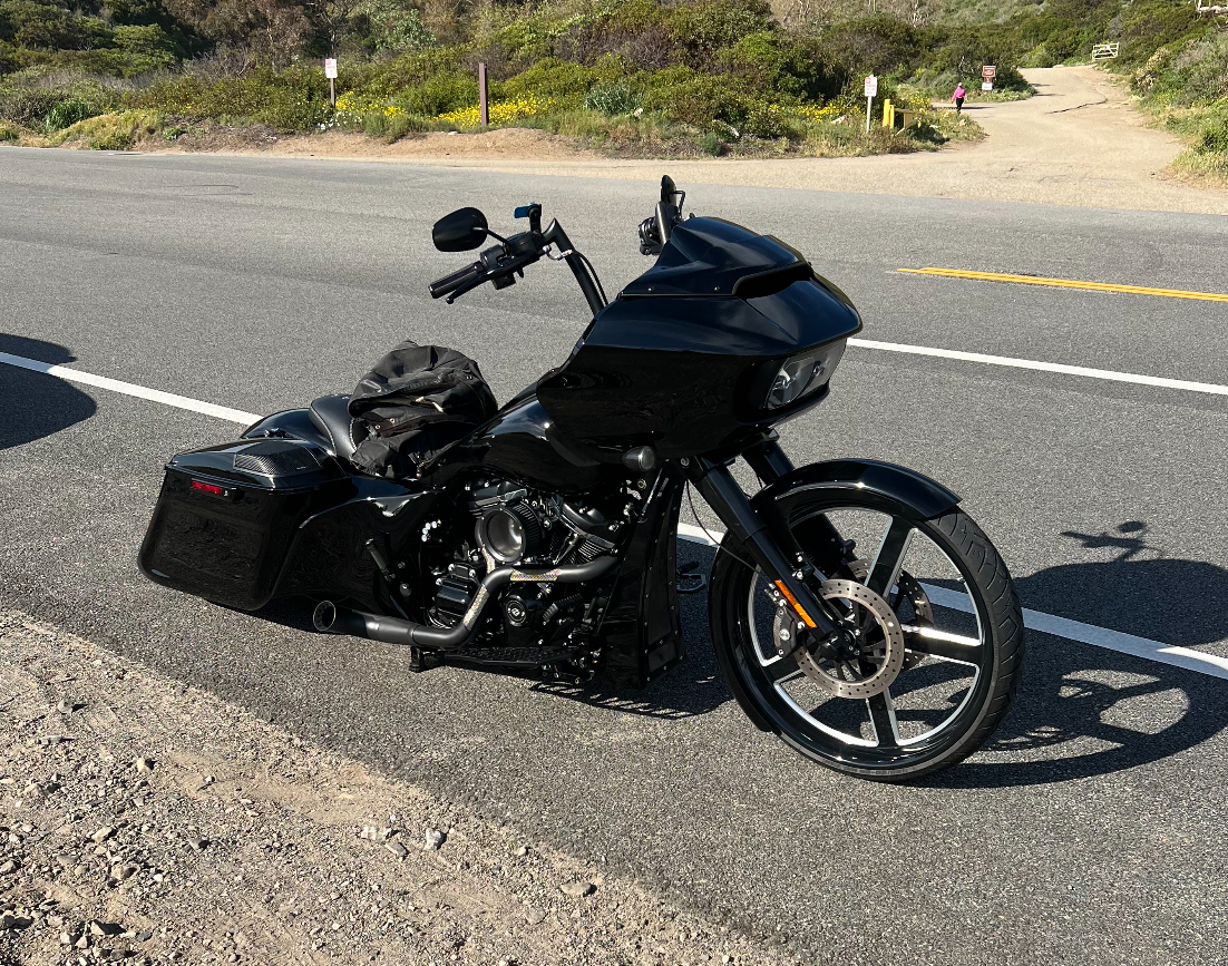 2020 Harley-Davidson ROAD GLIDE® CUSTOM BASE BASE in Chatsworth, CA