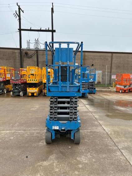 2017 GENIE GS-3232 in Plano, TX