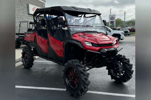 2025 Honda Pioneer 1000-6 Deluxe Crew in florence SC