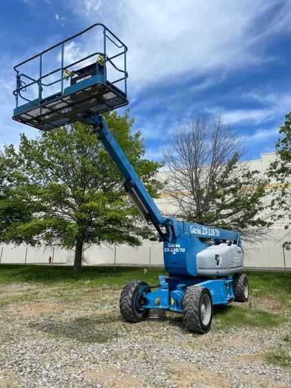 Used Articulated Boom Lift Equipment listings For Sale Near