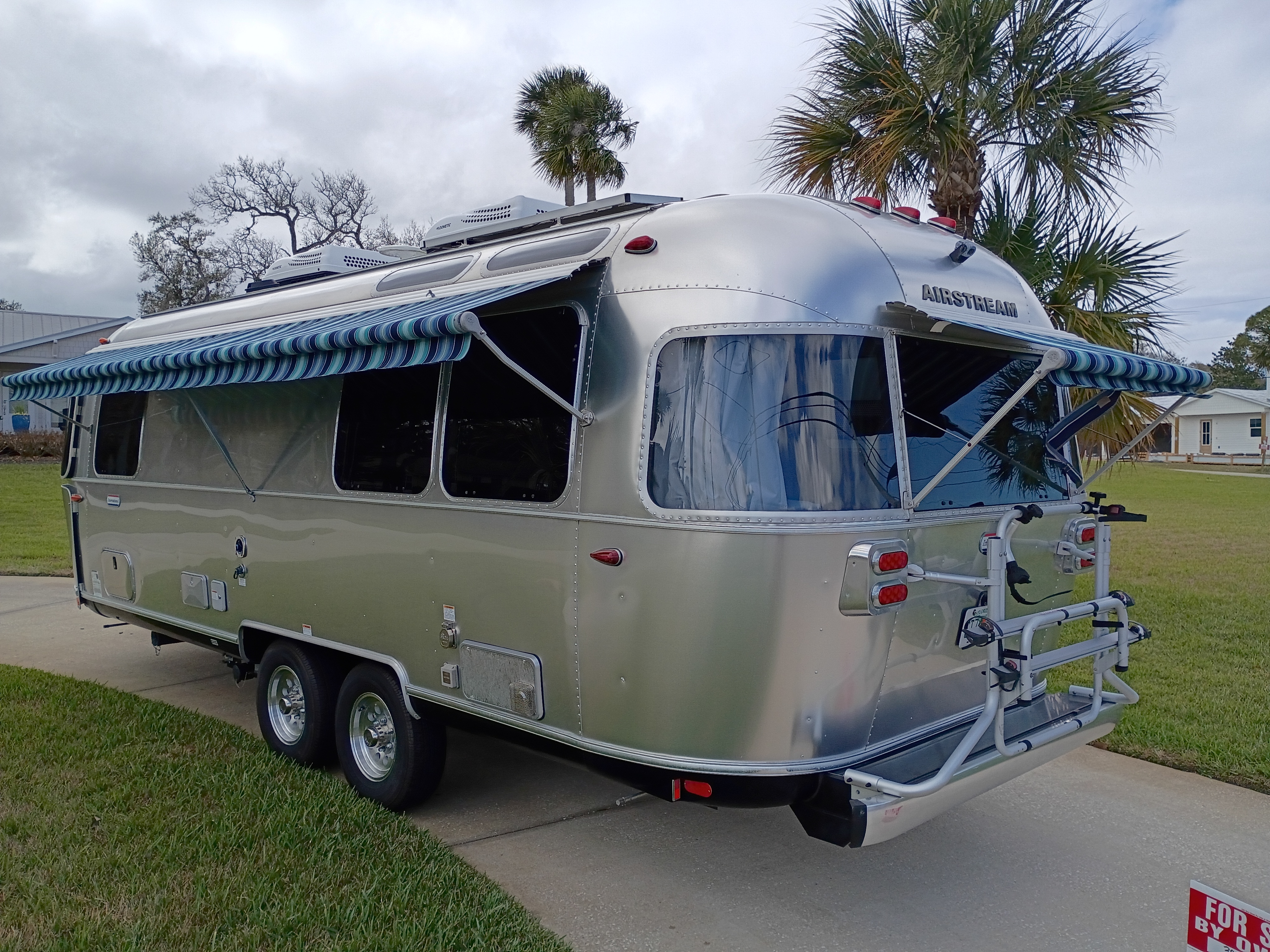 2022 Airstream INTERNATIONAL 25FB TWIN in edgewater FL