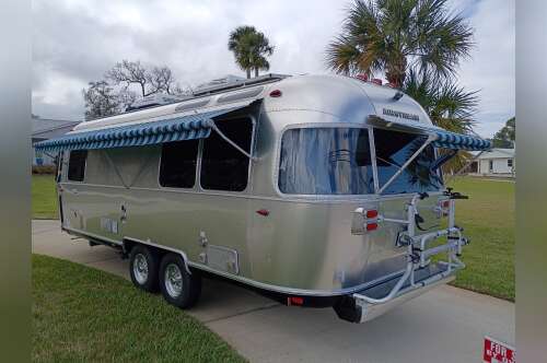 2022 Airstream INTERNATIONAL 25FB TWIN in edgewater FL