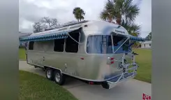 2022 Airstream INTERNATIONAL 25FB TWIN RV