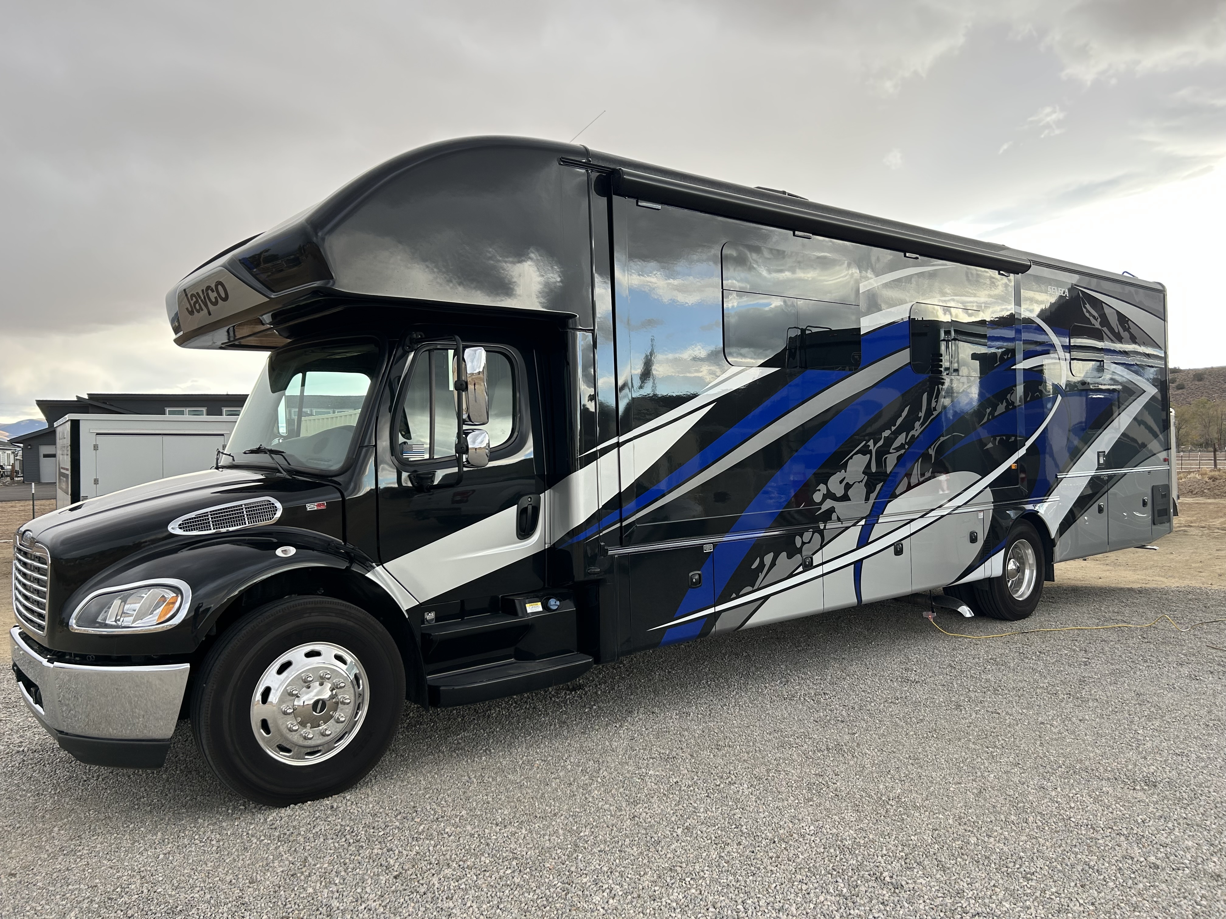 2021 Jayco SENECA 37K RV