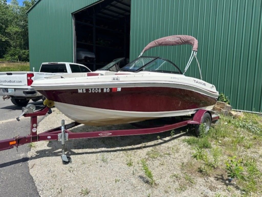 2016 Tracker Tahoe 400 TS in wolfeboro NH