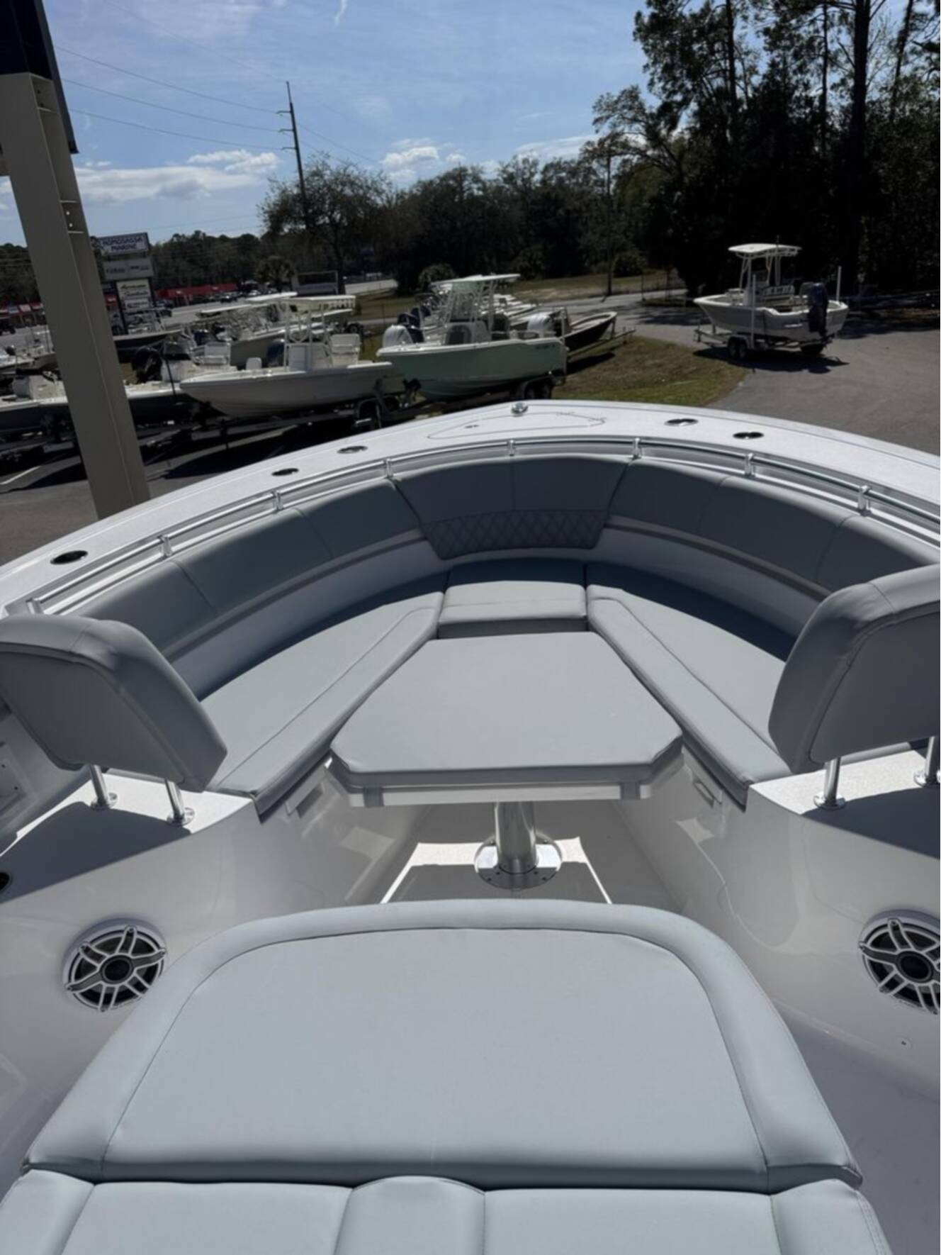 A photo of this 2026 Sportsman Heritage 321 Center Console