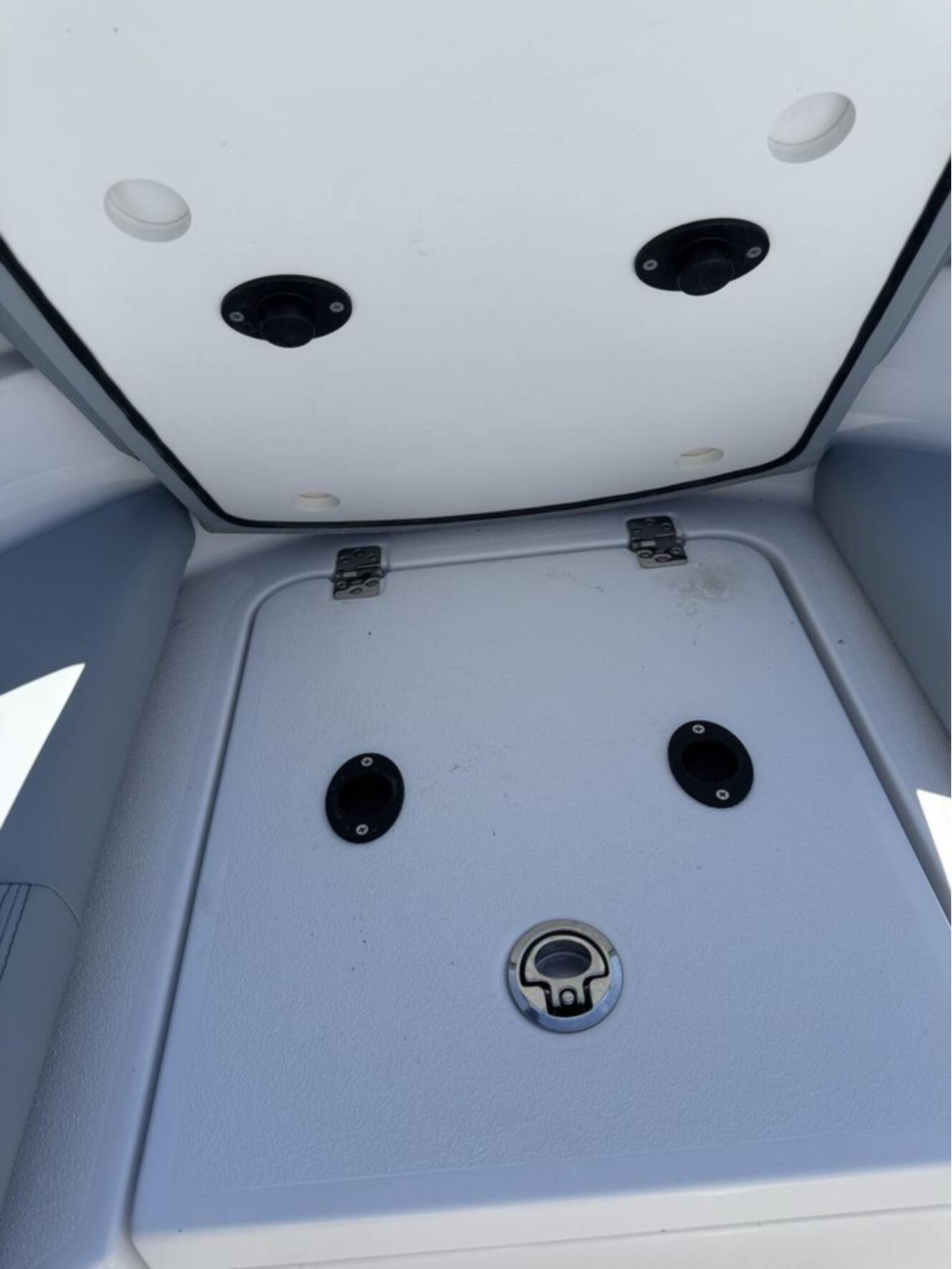 A photo of this 2026 Sportsman Heritage 321 Center Console