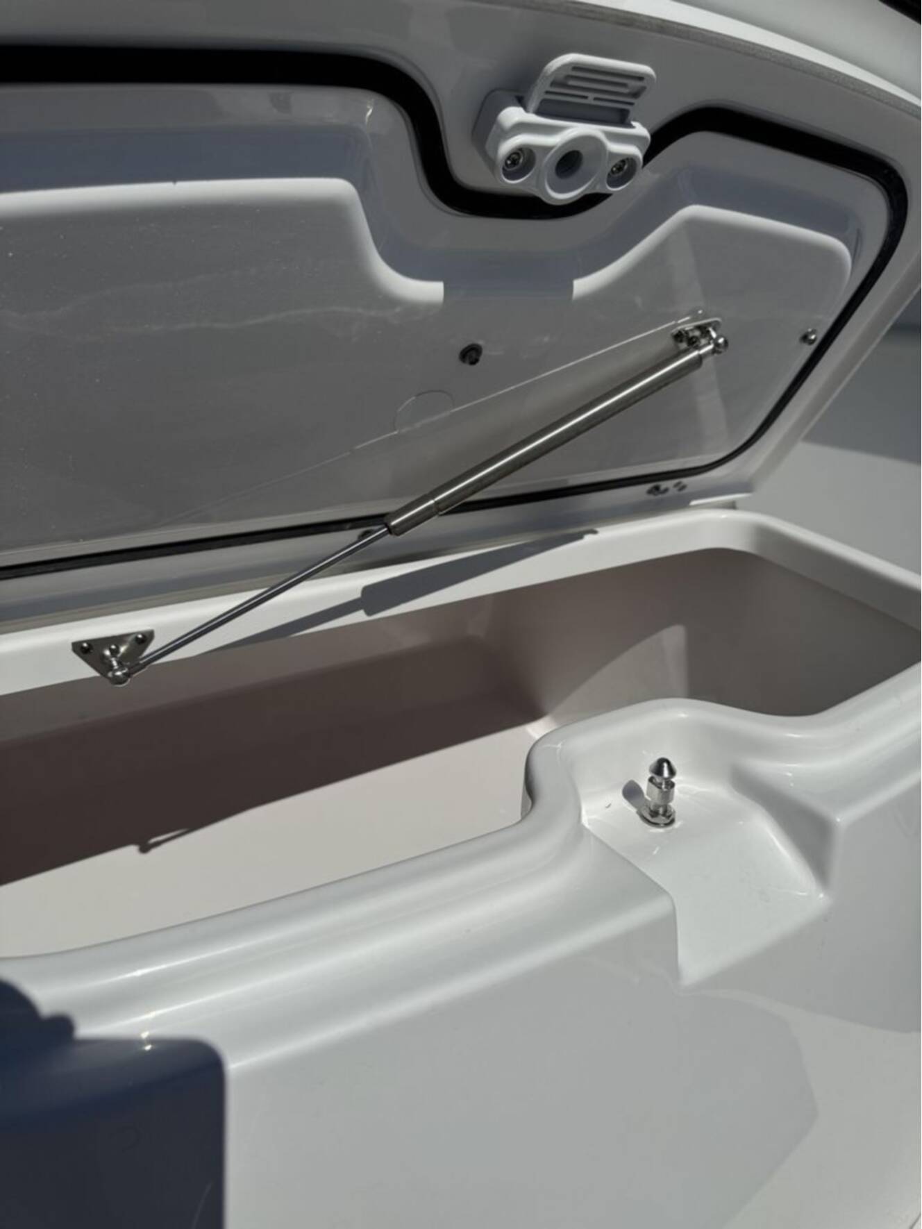 A photo of this 2026 Sportsman Heritage 321 Center Console