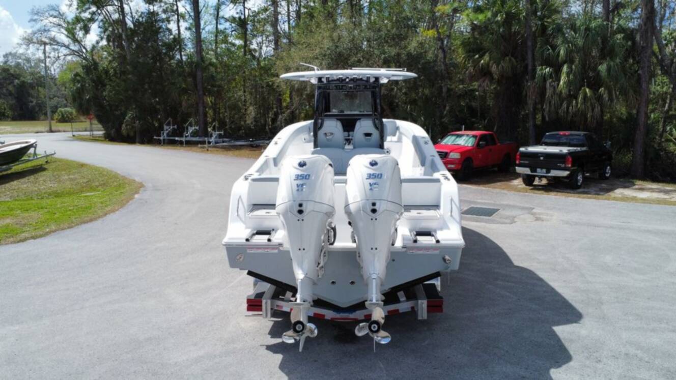 A photo of this 2026 Sportsman Heritage 321 Center Console