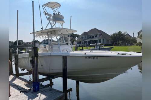 2003 Boston Whaler 320 Outrage in morehead city NC