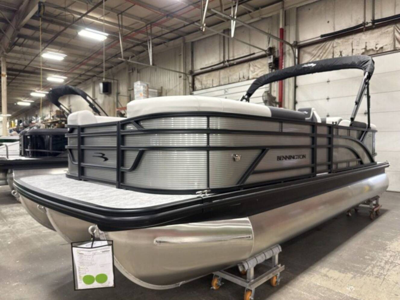 A photo of this 2026 Bennington S Quad Bench 22 SSR