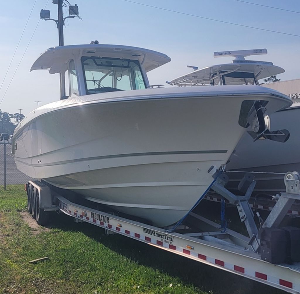 2024 Boston Whaler 360 Outrage in morehead city NC