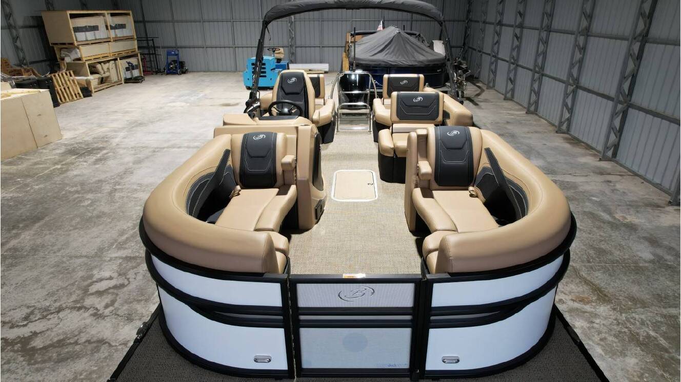 A photo of this 2026 Barletta CABRIO C22M