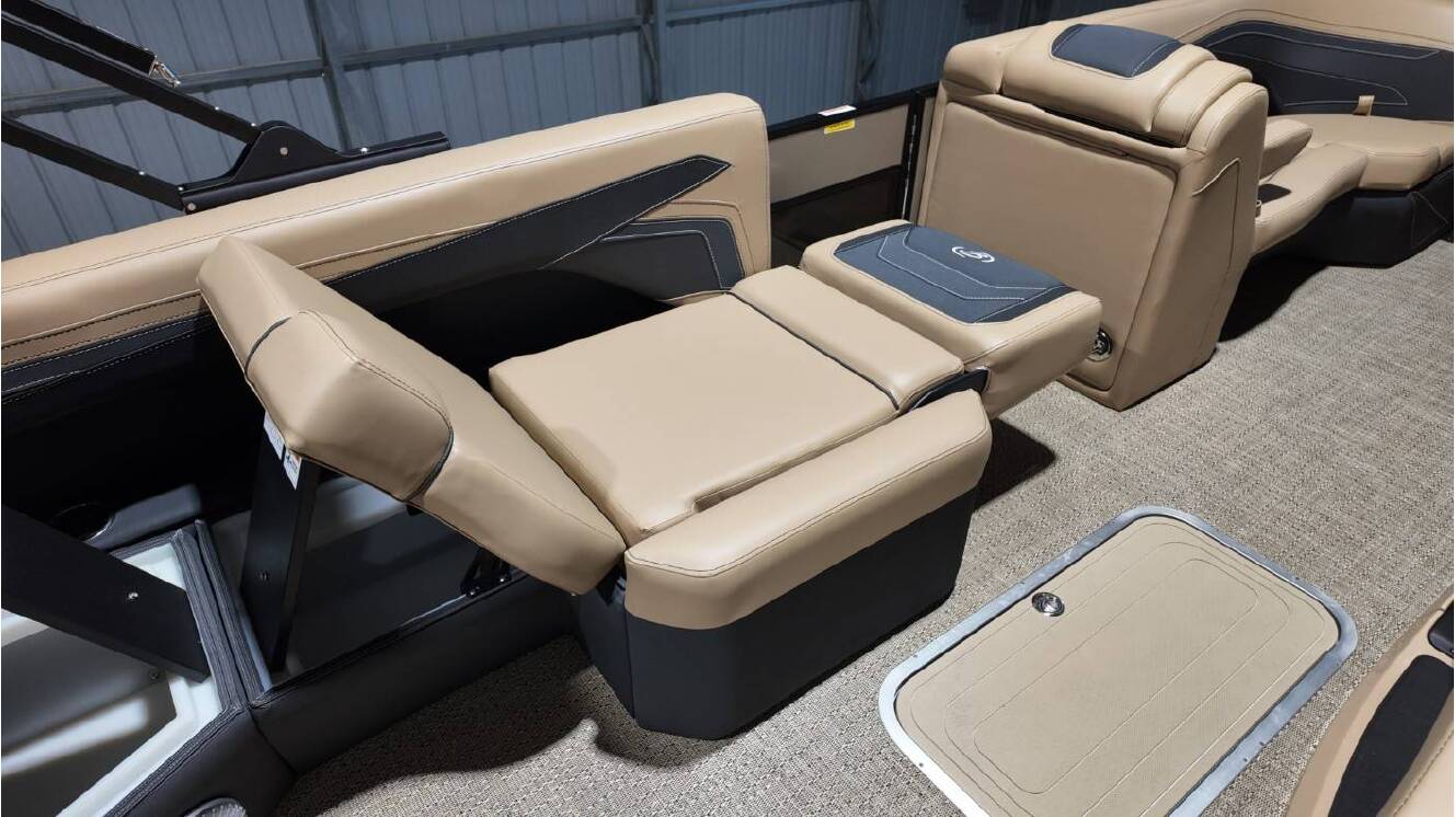 A photo of this 2026 Barletta CABRIO C22M