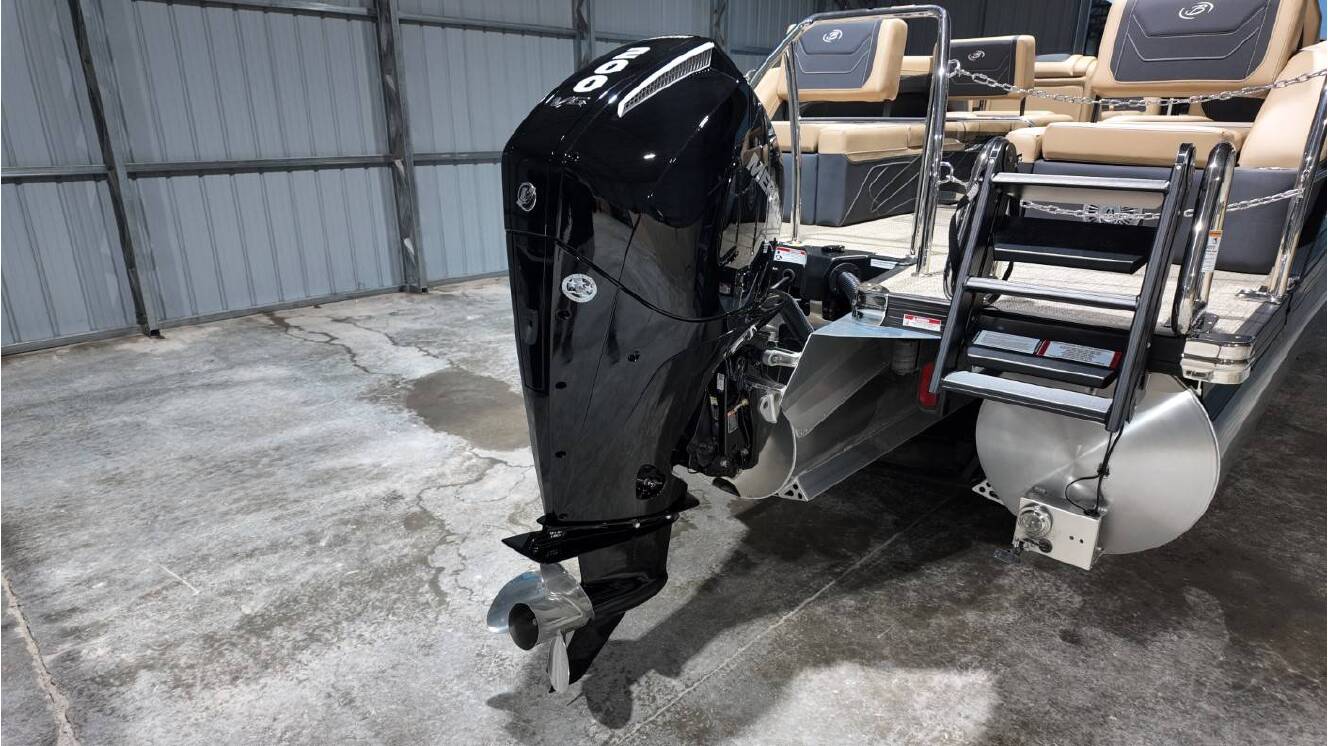 A photo of this 2026 Barletta CABRIO C22M