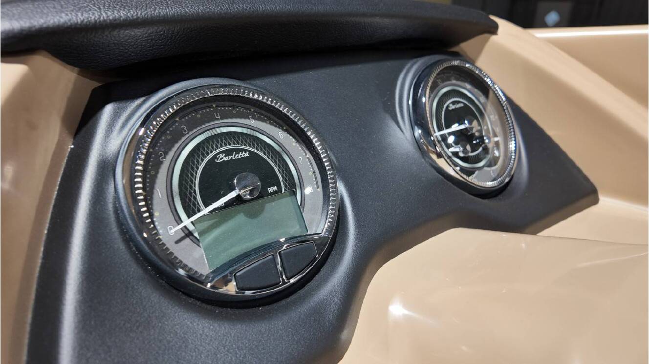 A photo of this 2026 Barletta CABRIO C22M
