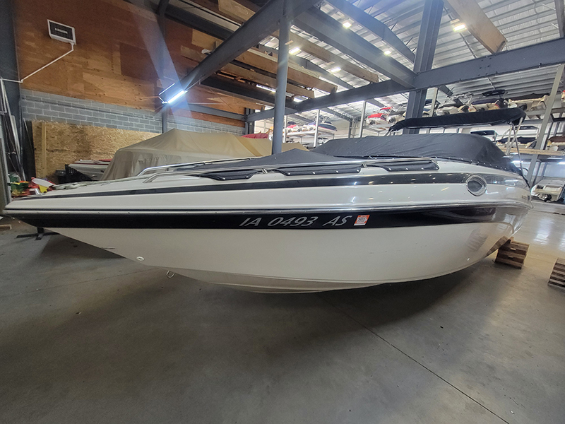 2001 Crownline 230 CC in okoboji IA