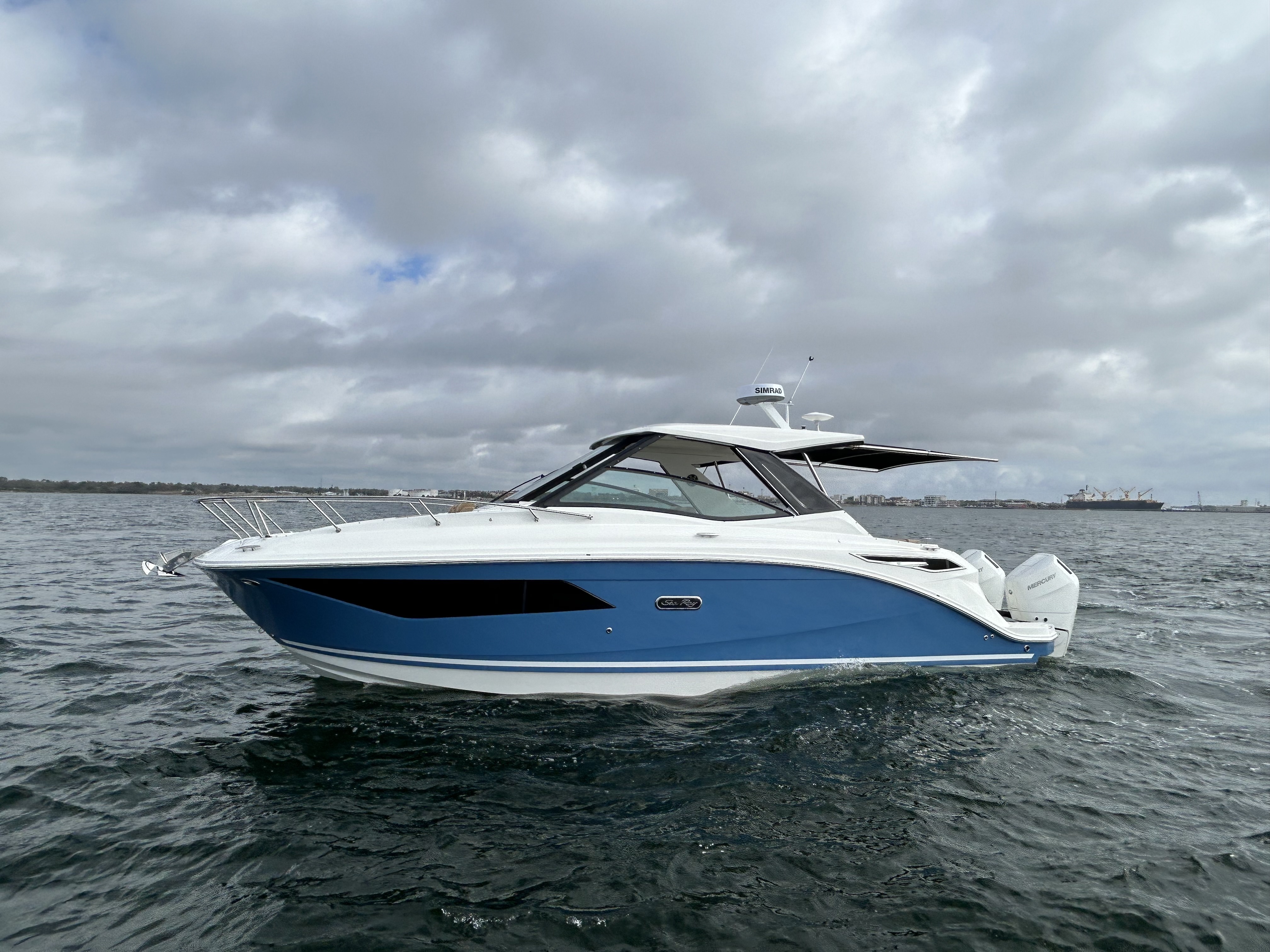 2026 Sea Ray Sundancer 320 Outboard 390 in pensacola FL