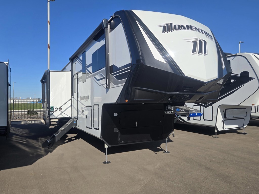2025 Grand Design Momentum M-Class 414M in ripon CA