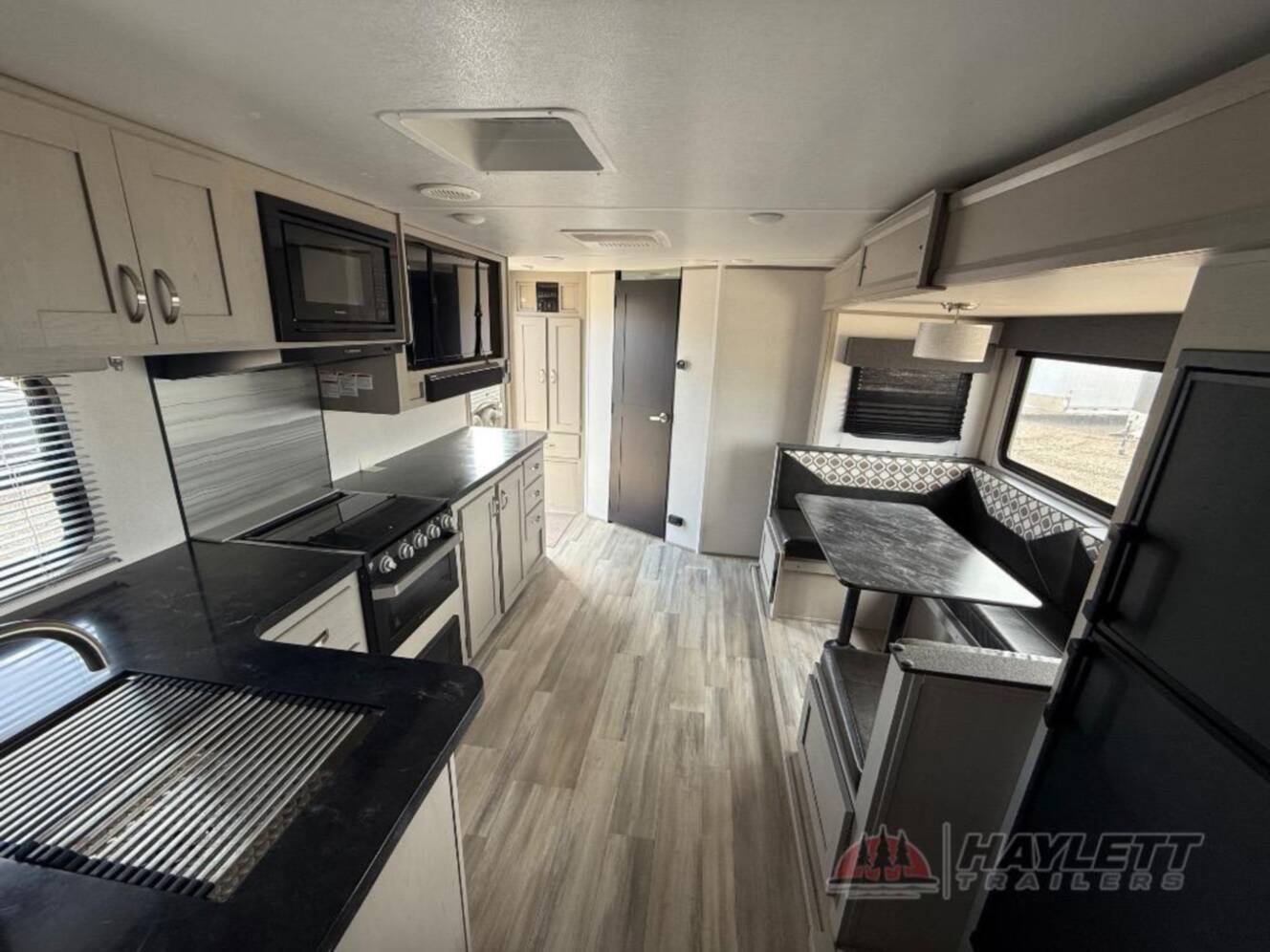 A photo of this 2021 Prime Time Rv Tracer 22RBS