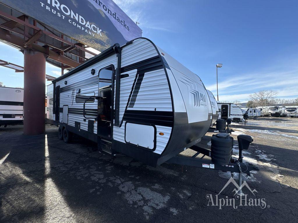 2026 Grand Design Momentum MAV 28MAV in gansevoort NY
