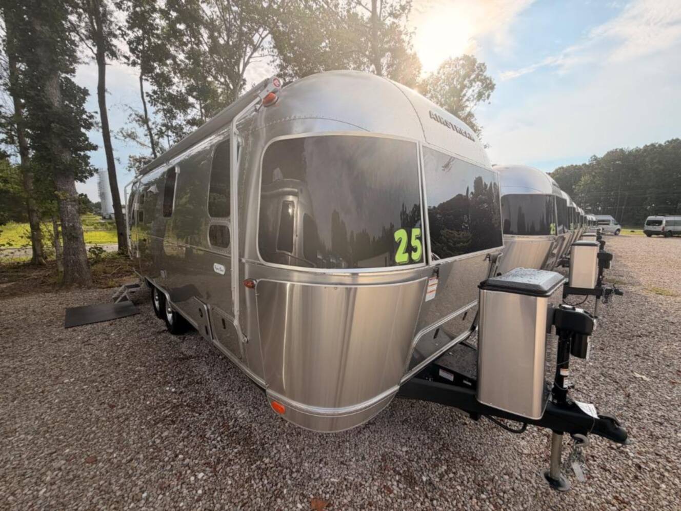 A photo of this 2026 Airstream Flying Cloud 25FB Twin Hatch With Solar and Lithium