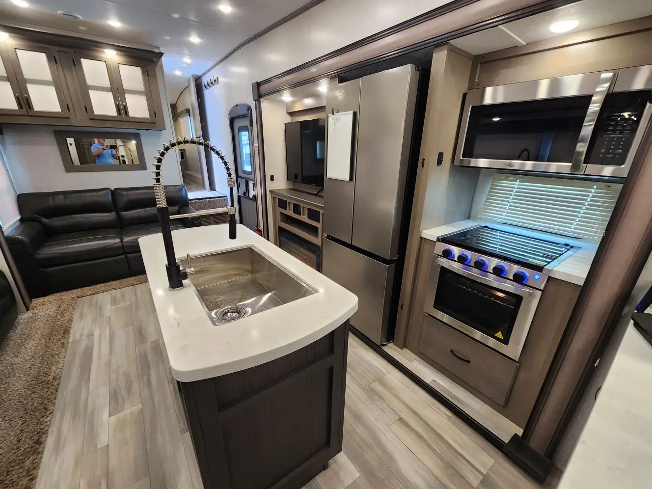 A photo of this 2022 Coachmen CHAPARRAL 367BH
