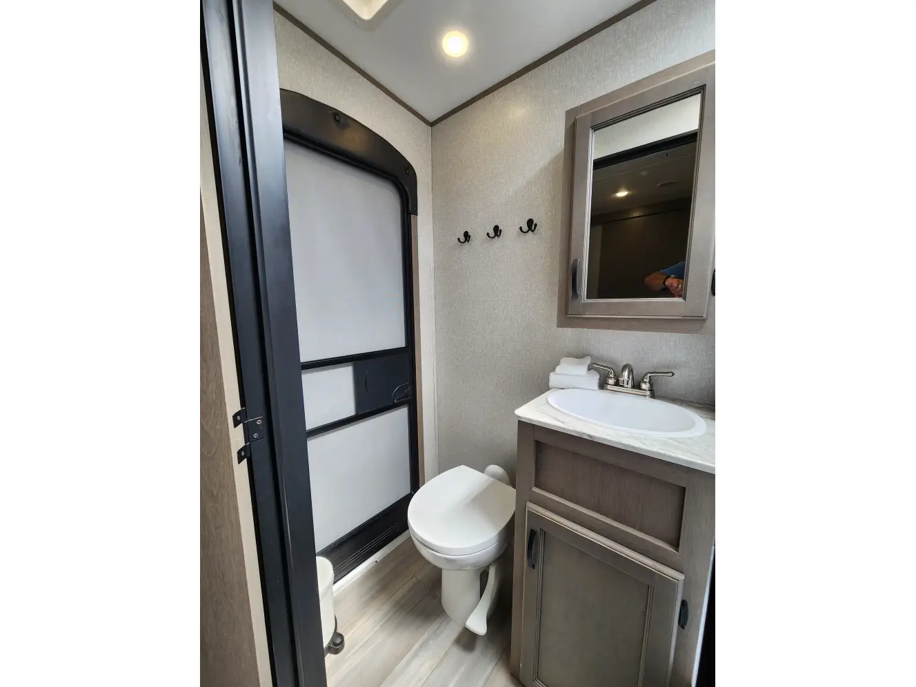 A photo of this 2022 Coachmen CHAPARRAL 367BH