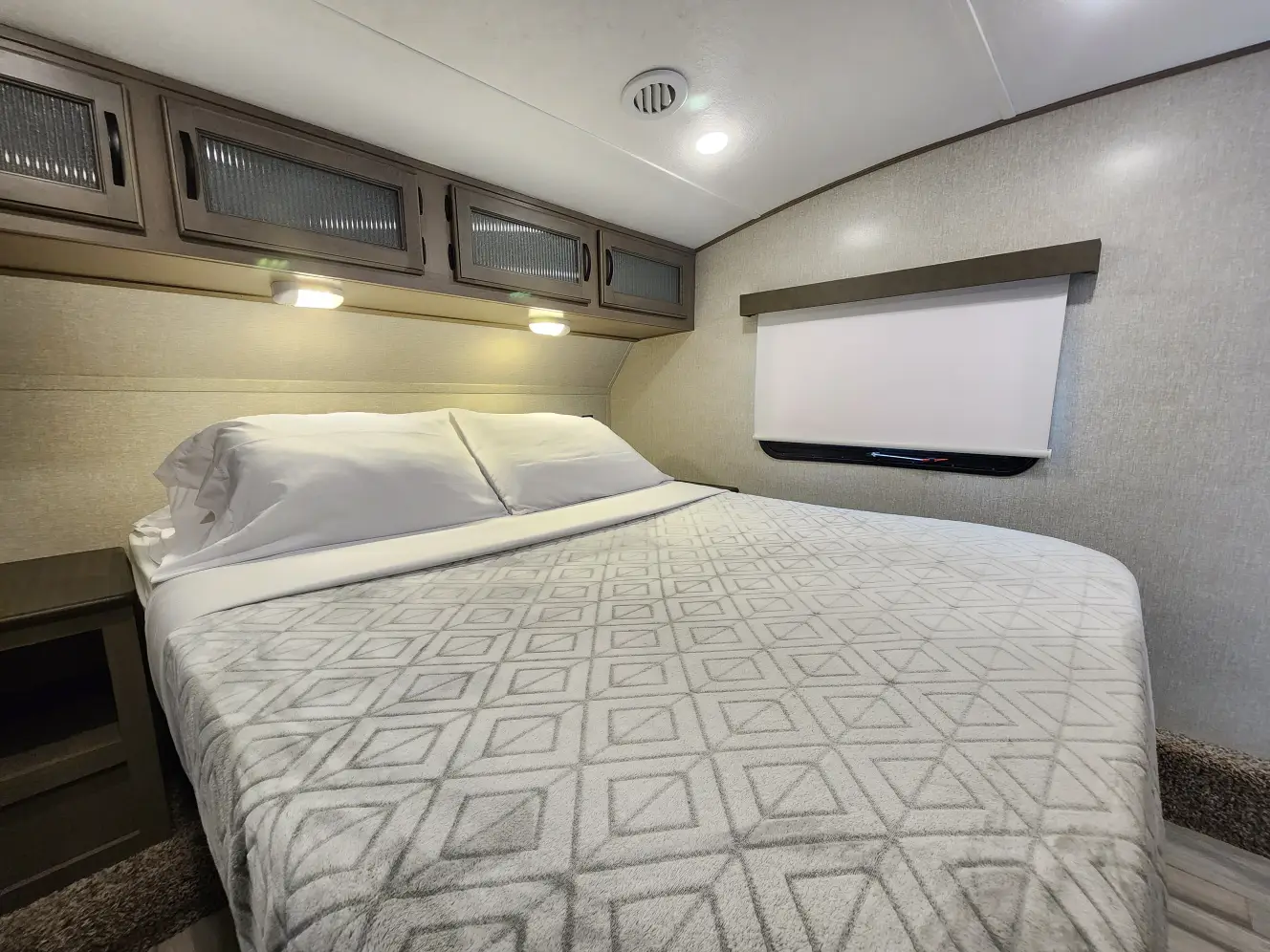 A photo of this 2022 Coachmen CHAPARRAL 367BH