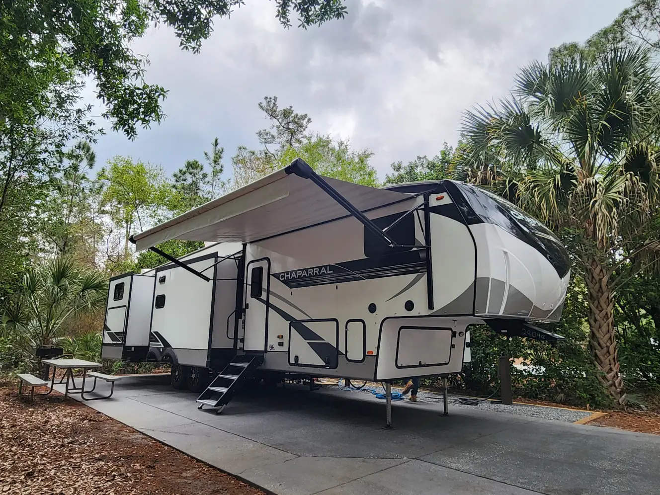 A photo of this 2022 Coachmen CHAPARRAL 367BH