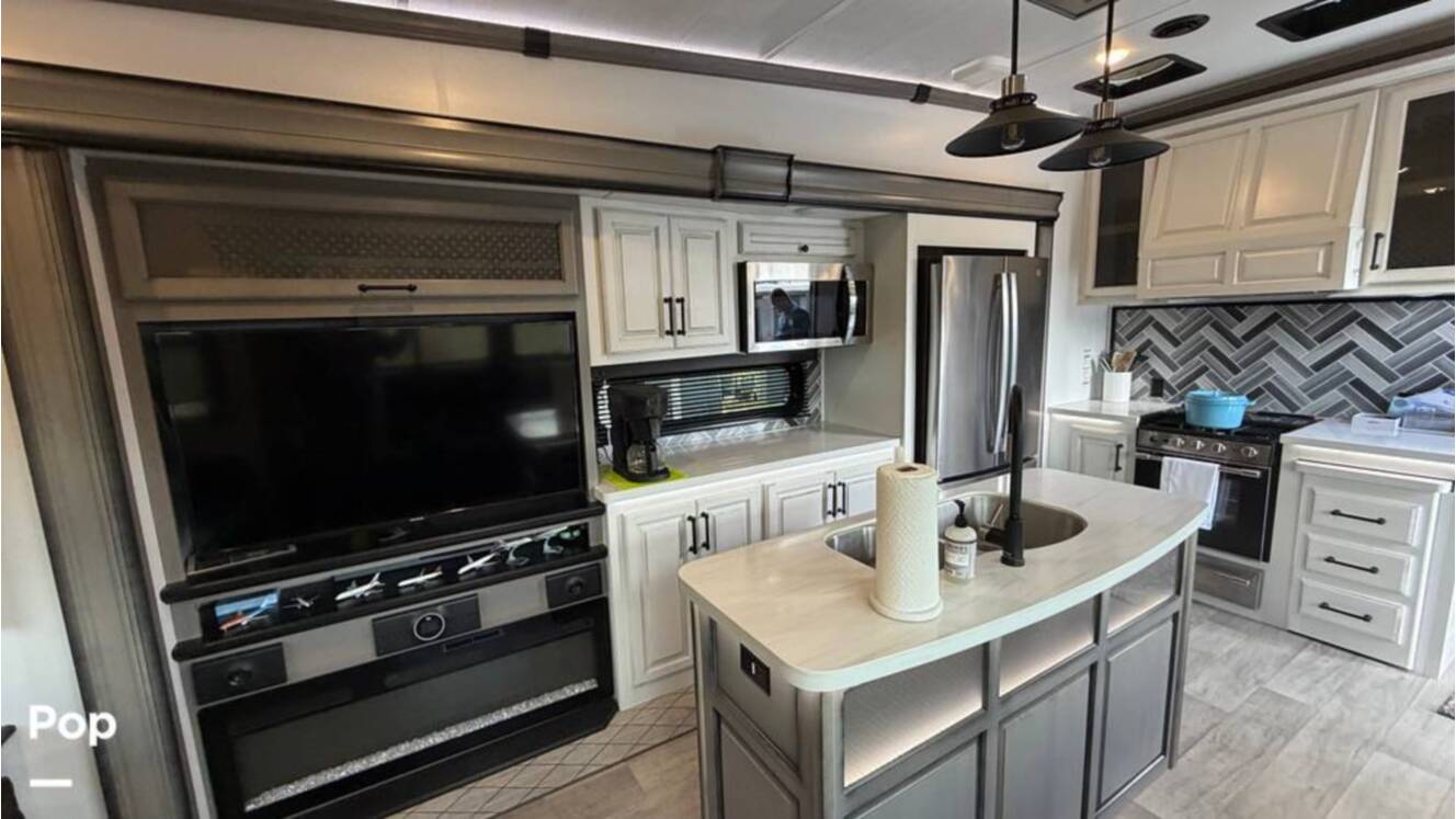 A photo of this 2022 Keystone Montana 3231CK