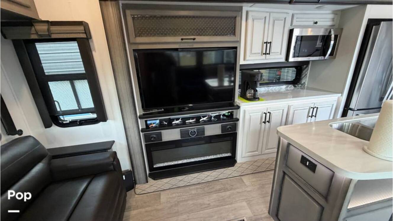 A photo of this 2022 Keystone Montana 3231CK