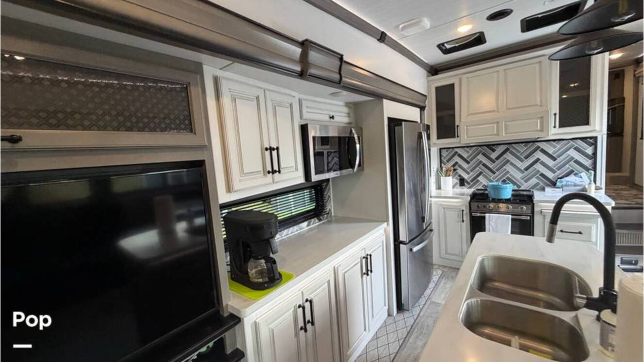 A photo of this 2022 Keystone Montana 3231CK