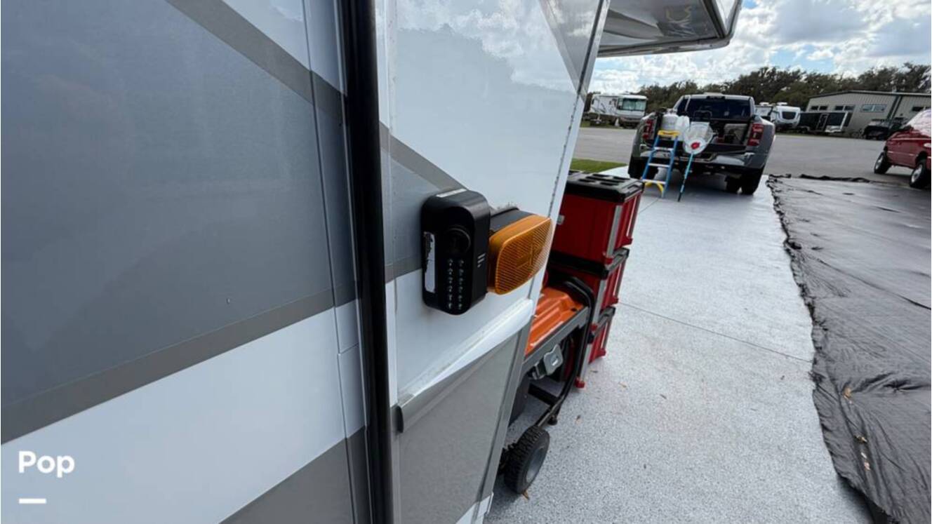 A photo of this 2022 Keystone Montana 3231CK