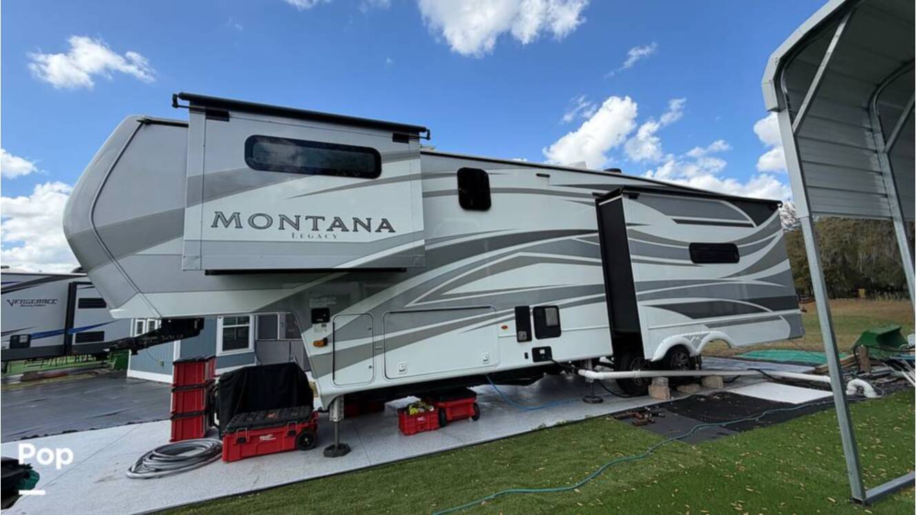 A photo of this 2022 Keystone Montana 3231CK