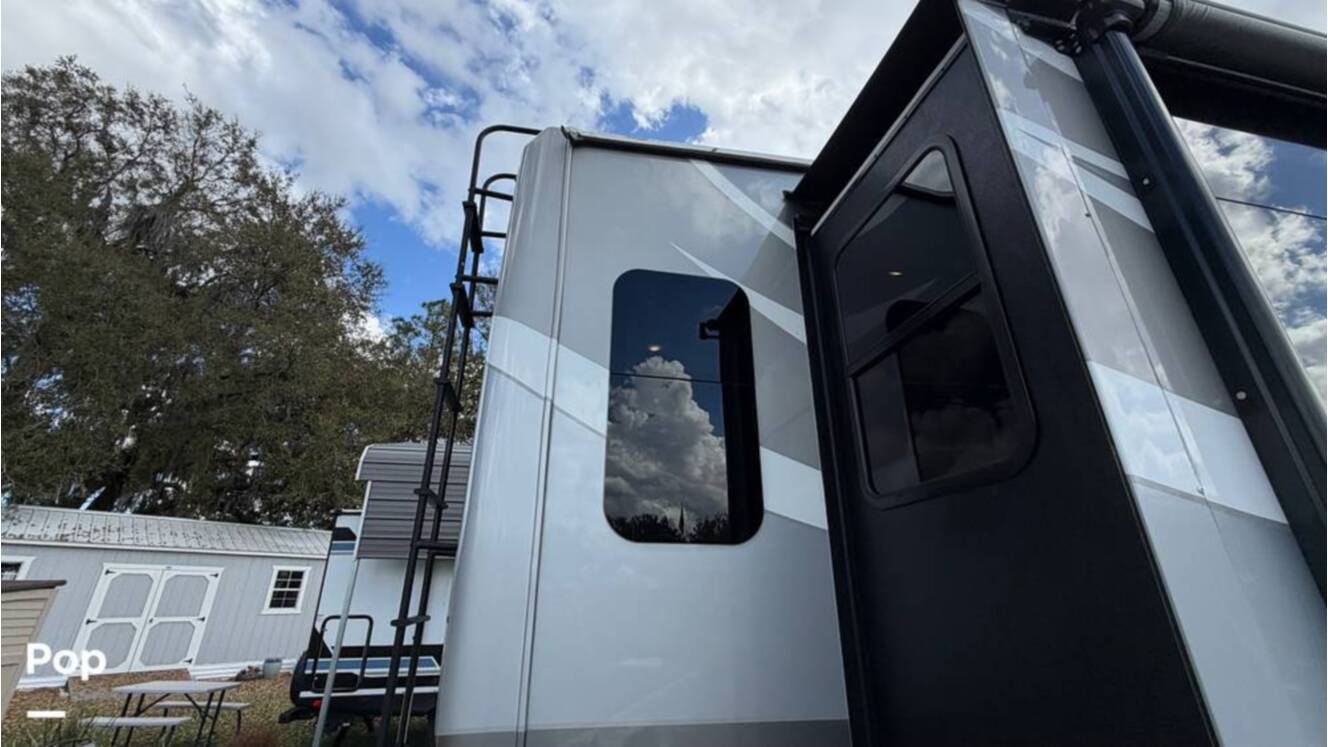 A photo of this 2022 Keystone Montana 3231CK