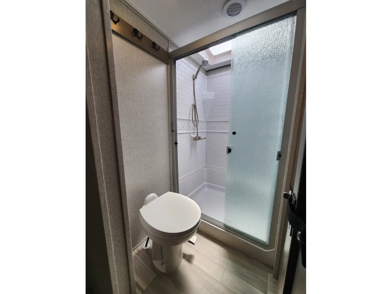 A photo of this 2022 Coachmen CHAPARRAL 367BH