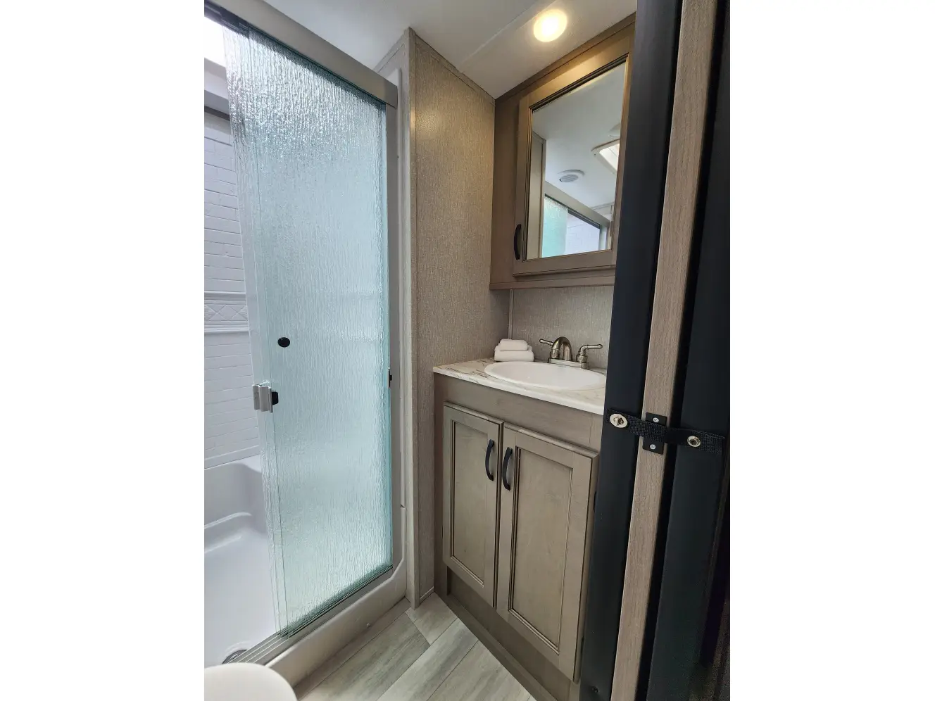 A photo of this 2022 Coachmen CHAPARRAL 367BH