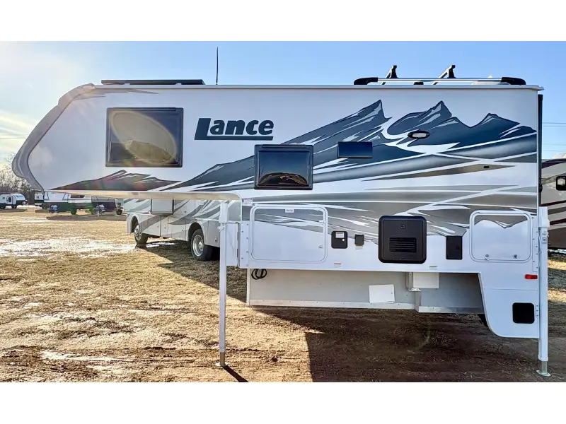 2026 LANCE 850