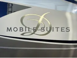 2016 DRV MOBILE SUITES 38RSSA