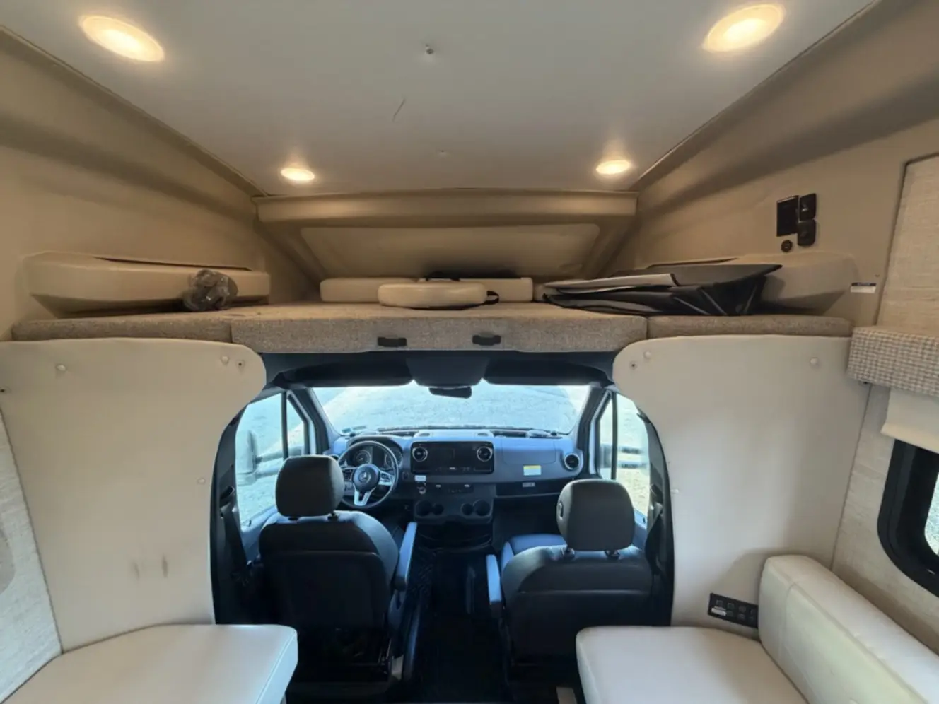 A photo of this 2022 Jayco MELBOURNE PRESTIGE 24NP