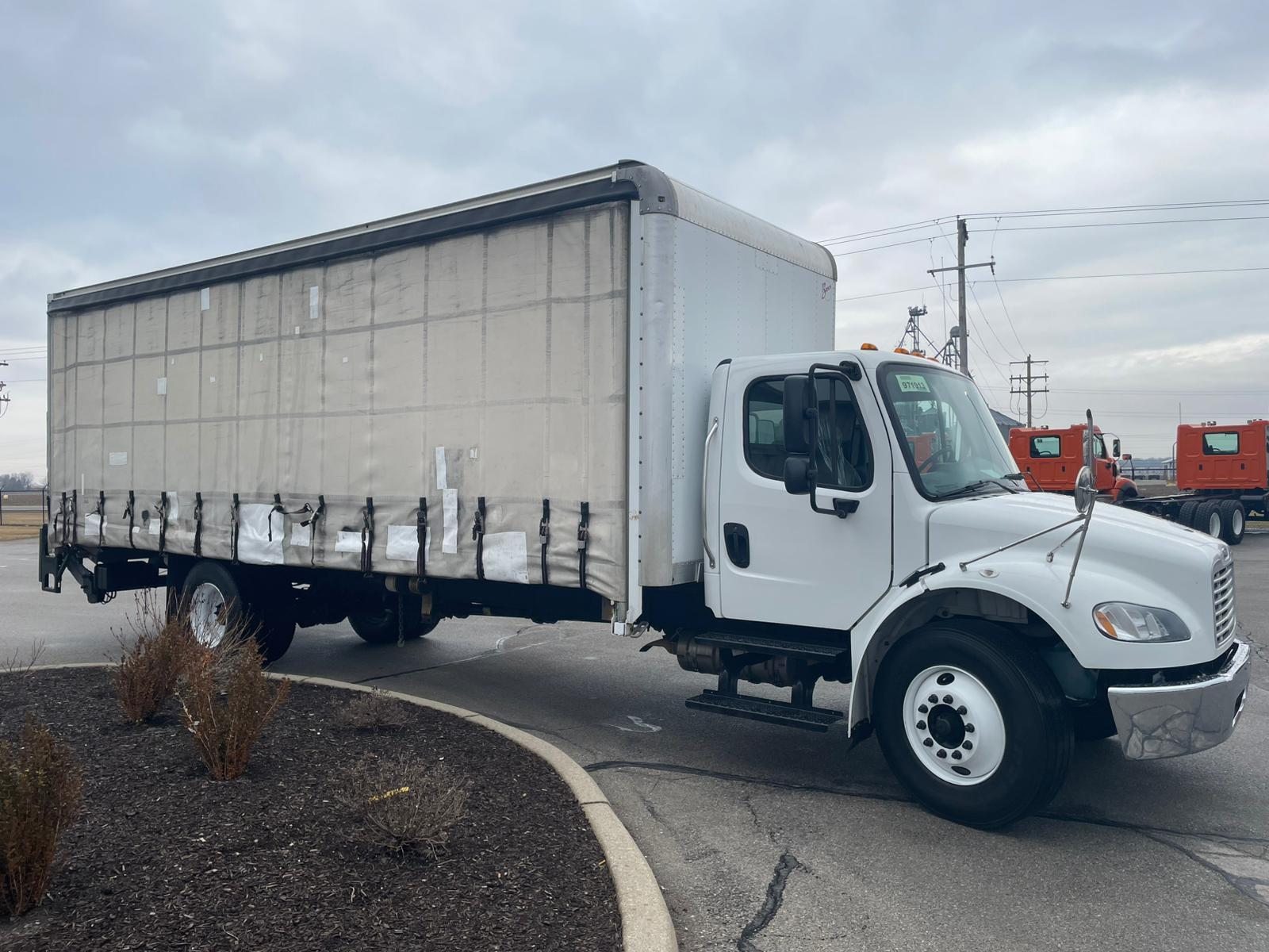 2021 FREIGHTLINER BUSINESS CLASS M2 106 in New Haven, IN